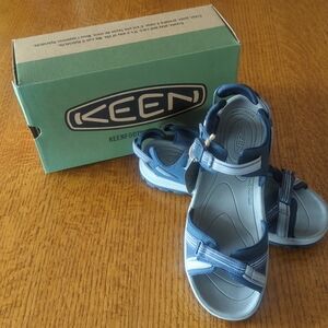 KEEN Strap Sandals Terradora II Navy/Light Blue 1022449 - Women's Size 12 NEW